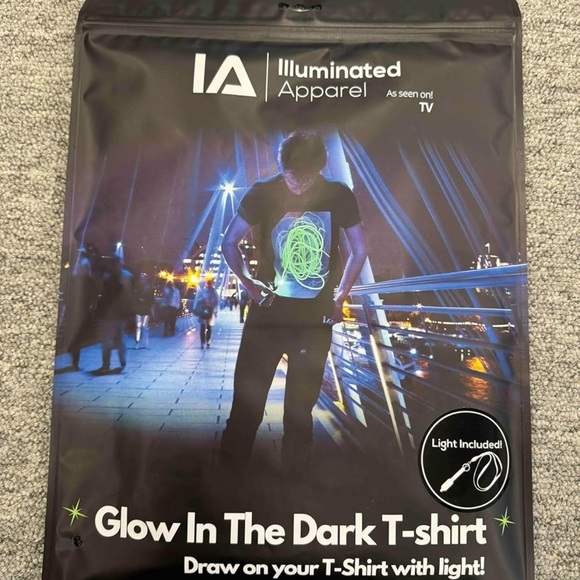 Illuminated Apparel Glow in the Dark Draw On Lighted T-Shirt - Picture 4 of 4